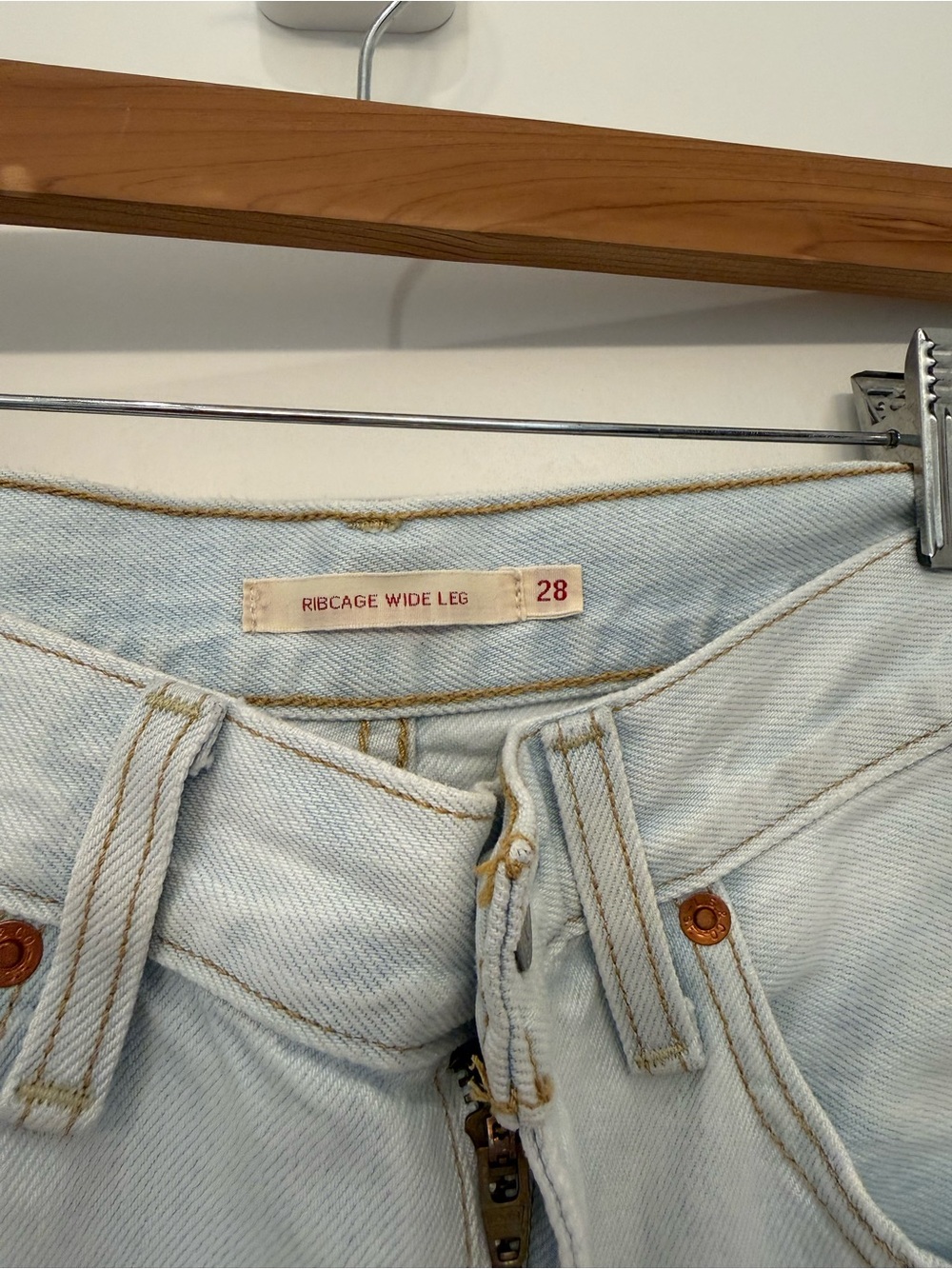 Levi’s Ribcage Wide Leg Jeans Size 28 - Picture 5 of 10